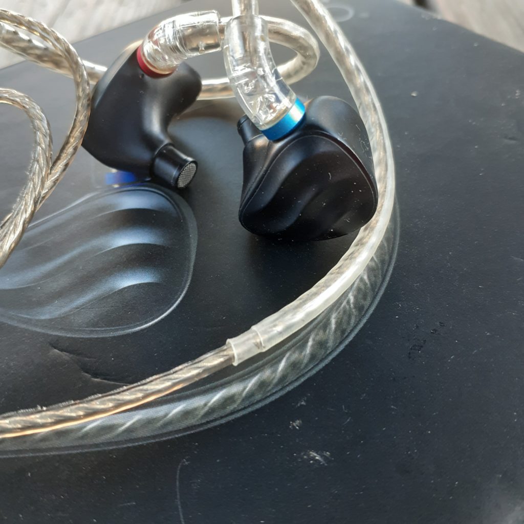 FiiO FH3