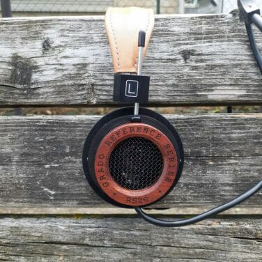 【開放型ヘッドホン GRADO RS2e レビュー】ダイナミックでエネルギッシュなGRADOリファレンスサウンド。鮮やかで生き生きとしたロックサウンドがここに