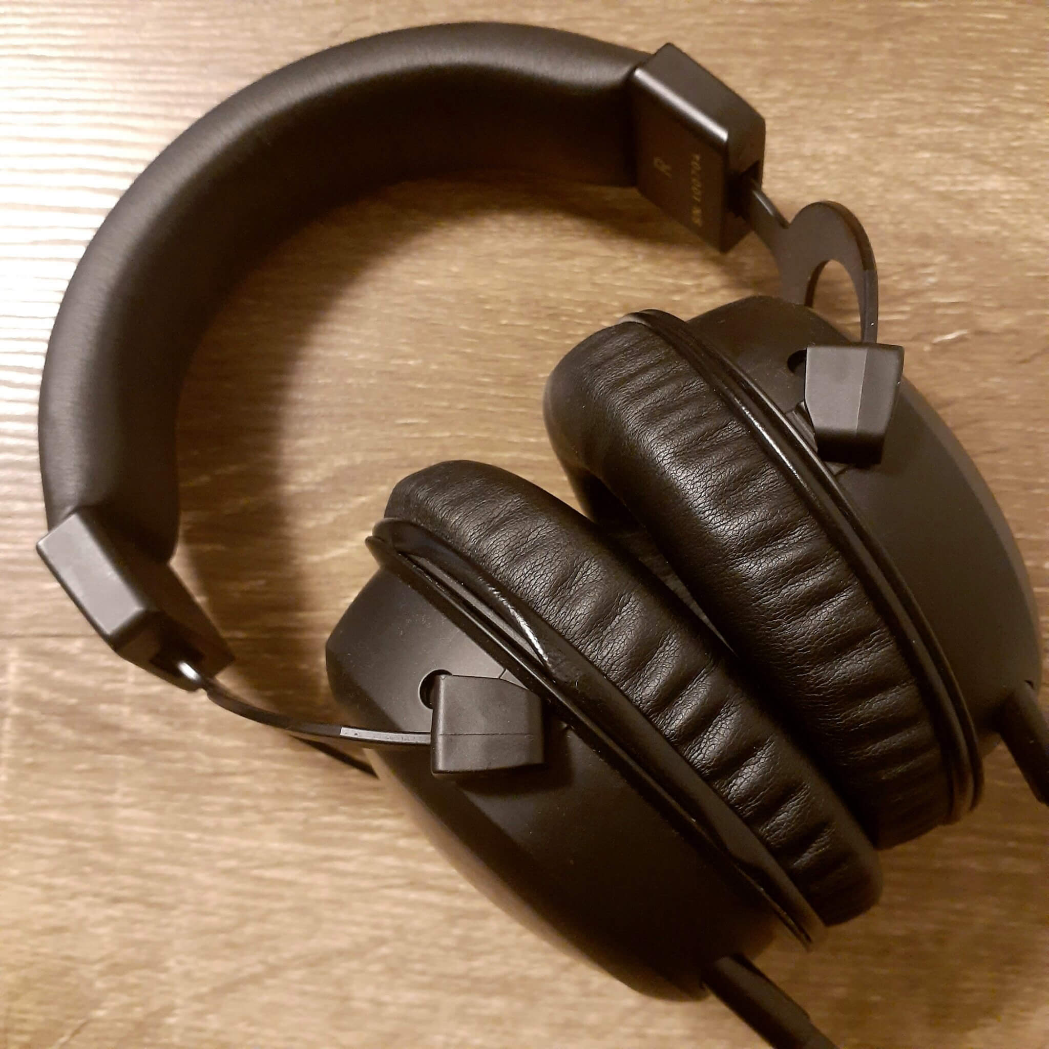 beyerdynamic T5 3rd Generation: If you like a spacious and deep 