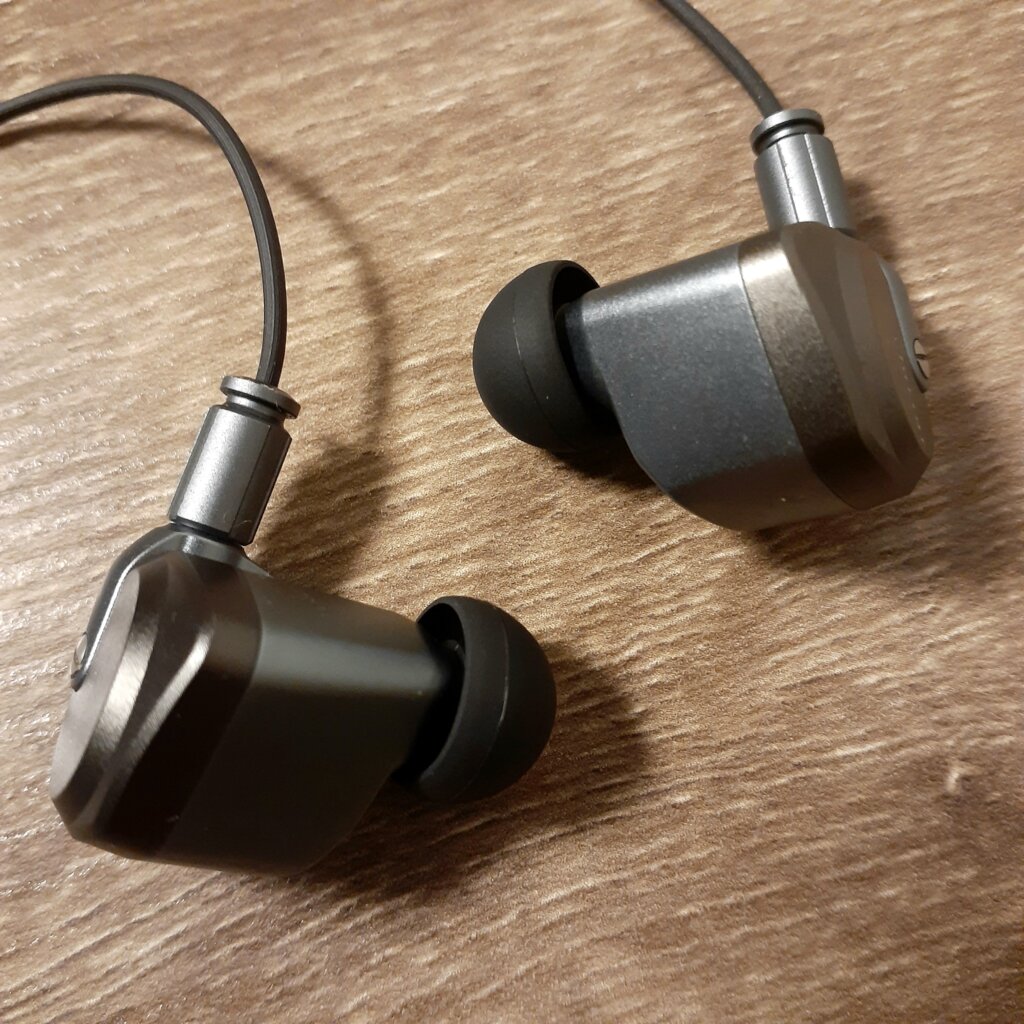 Clariar i640