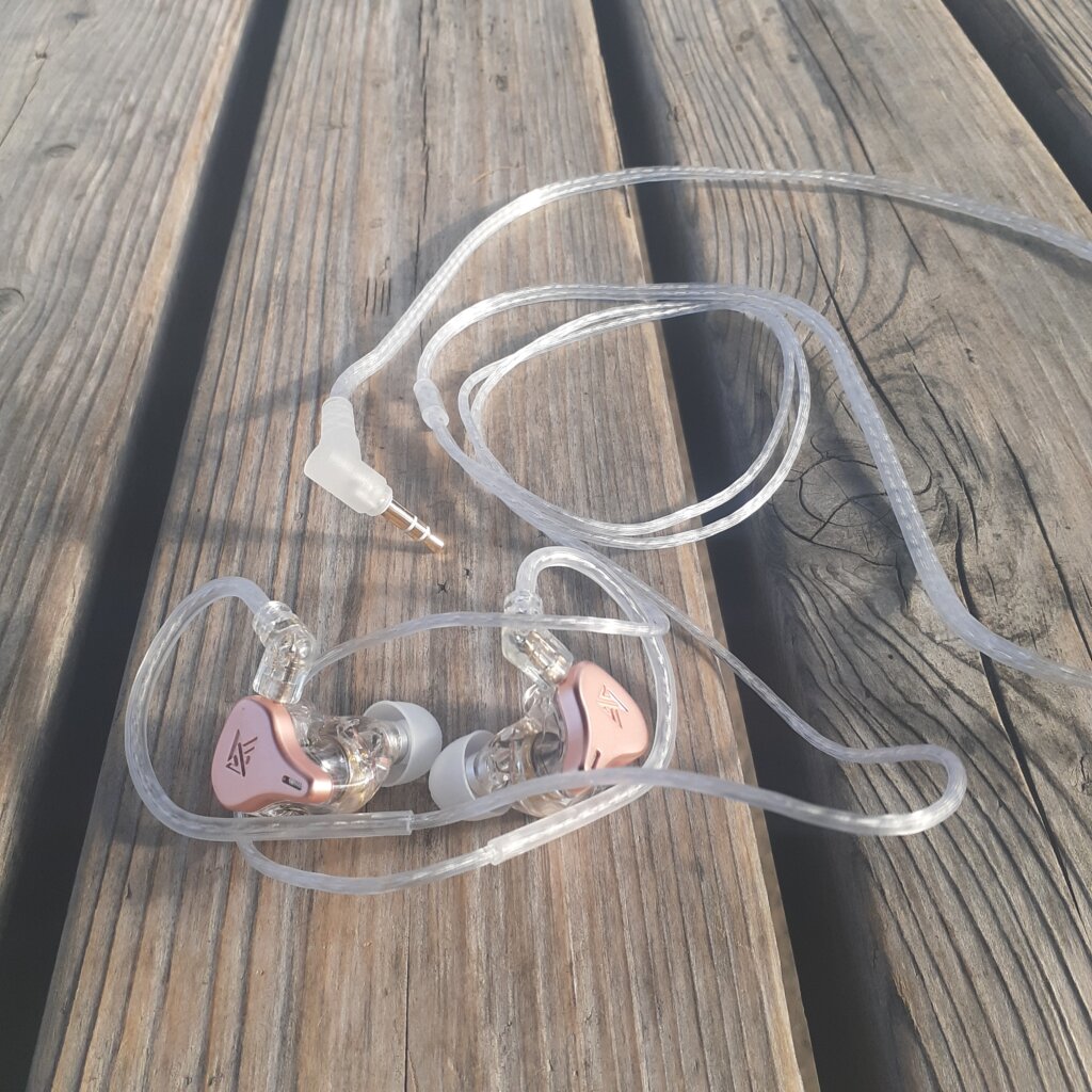 Audiosense DT300 KZ×HBB DQ6S