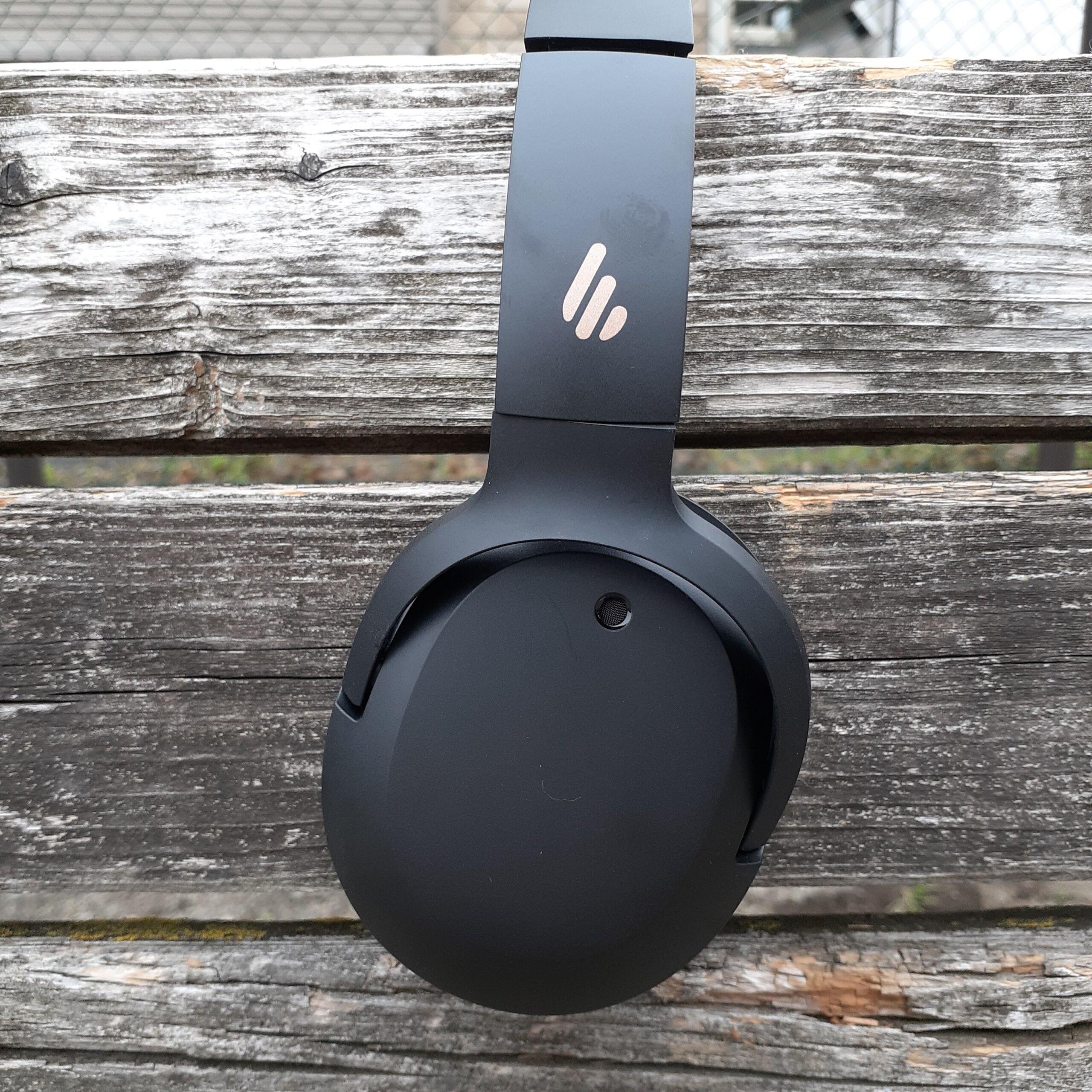 ワイヤレスヘッドホン Edifier W820NB レビュー - audio-sound@premium ワイヤレスヘッドホン Edifier W820NB レビュー - audio-sound@premium