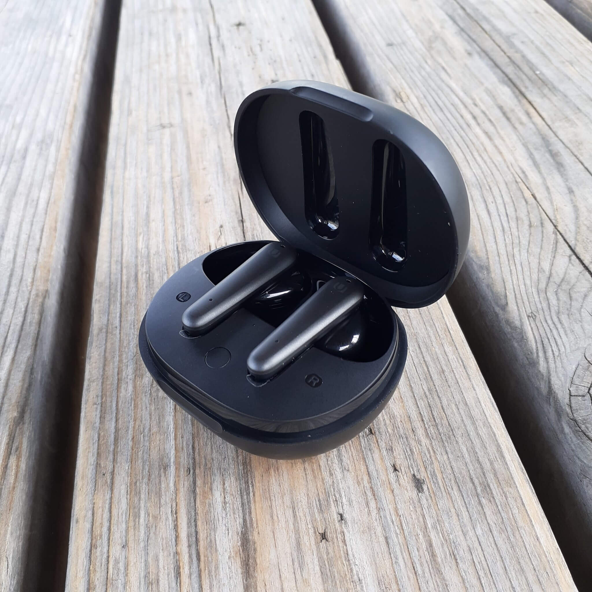 True Wireless Earbuds Review UGREEN HiTune T1 A connoisseur s