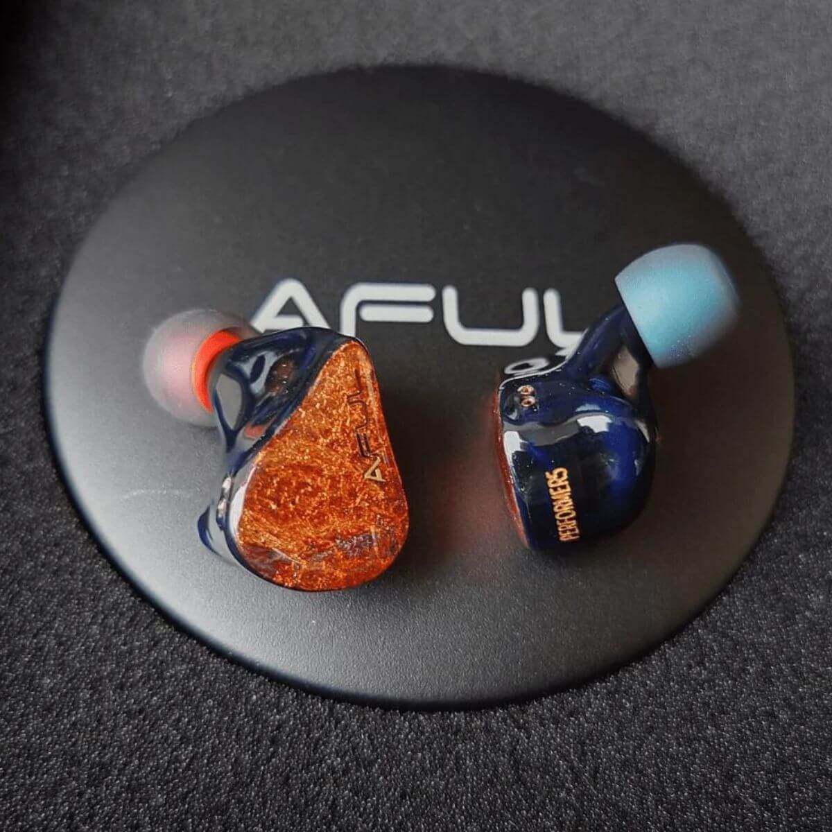 AFUL PERFORMER 5+2 有線イヤホン 4.4mmケーブル AFUL PERFORMER 5+2 有線イヤホン 4.4mmケーブル Amazon.com