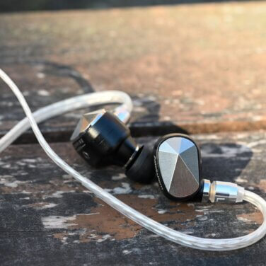 【ハイエンドイヤホン Astell & Kern × Campfire Audio Pathfinder レビュー】Campfire Audioファン向けのデコレーションアイテム